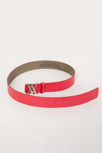 amnesia-zoe-ezust-csatos-ov-piros