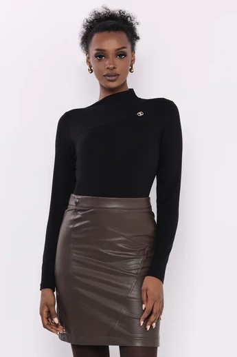 amnesia-rema-felso-fekete