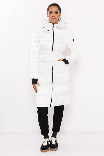 amnesia-blanka-steppelt-hosszu-telikabat-feher