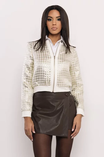 amnesia-zura-dzseki-tyuklab-mintas