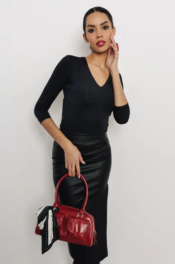 amnesia-vibon-felso-fekete