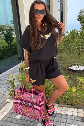 lola-bianka-rovid-ujju-felso-es-short-szett-fekete
