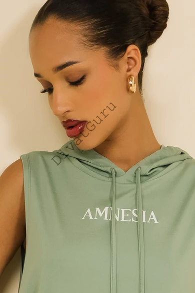 amnesia-kwai-felso-es-csotop-zsalya-ekru