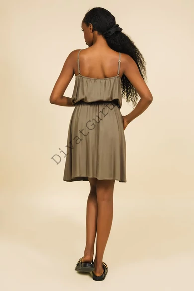 amnesia-elza-ruha-khaki