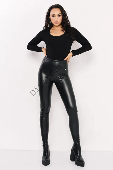 amnesia-vica-borhatasu-leggings-fekete