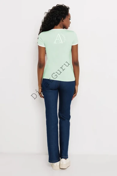 amnesia-sany-felso-menta-ekru