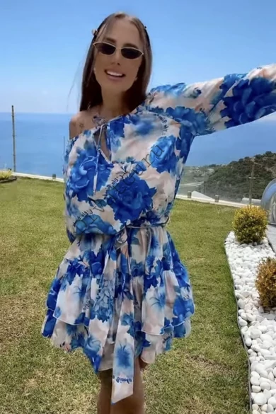 lola-bianka-elol-kotos-ruha-kek-viragos